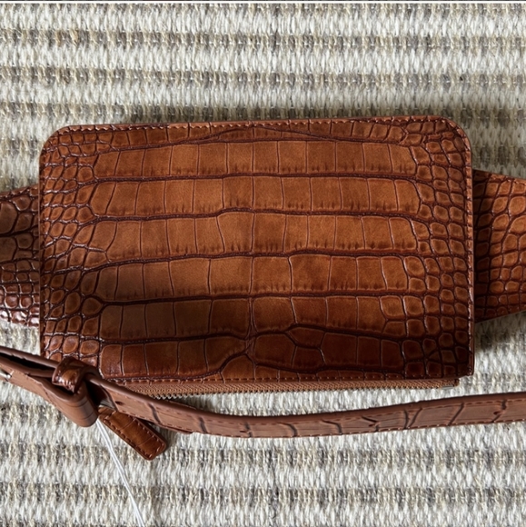 "Snakeskin" fanny pack - Picture 4 of 4